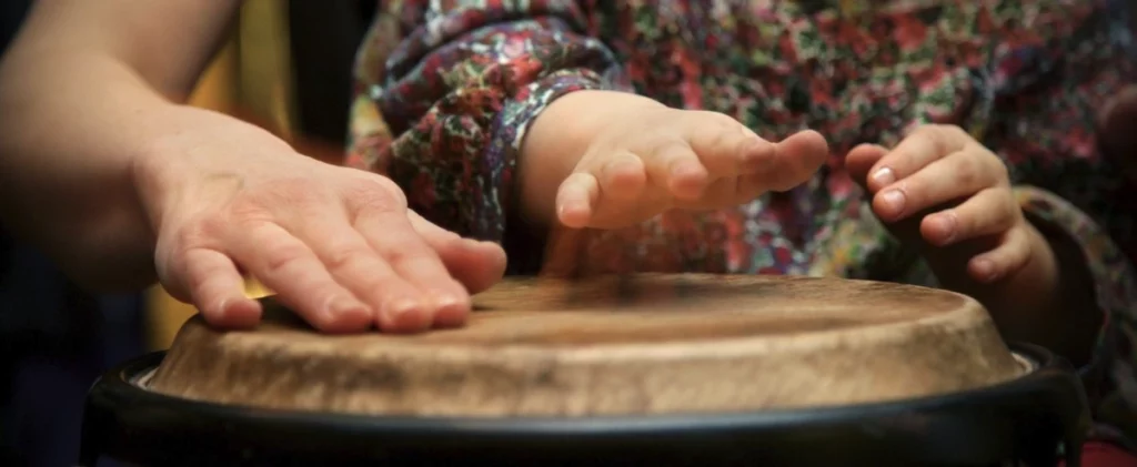 Djembés : Musicothérapie intégrative